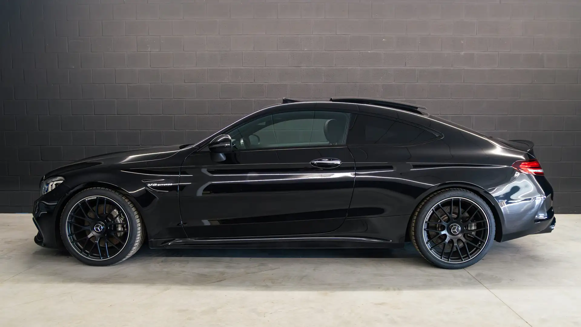 Mercedes-Benz C 63 AMG Pano / Burmester / Coupe / Eibach vering Zwart - 2