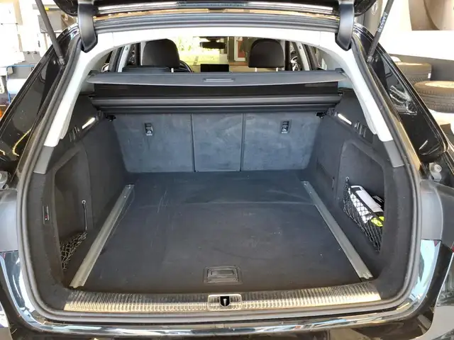 Audi A4 Allroad view 4