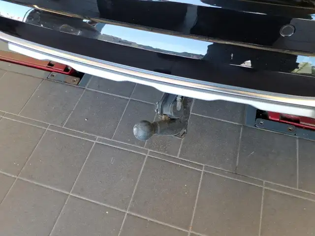 Audi A4 Allroad view 5