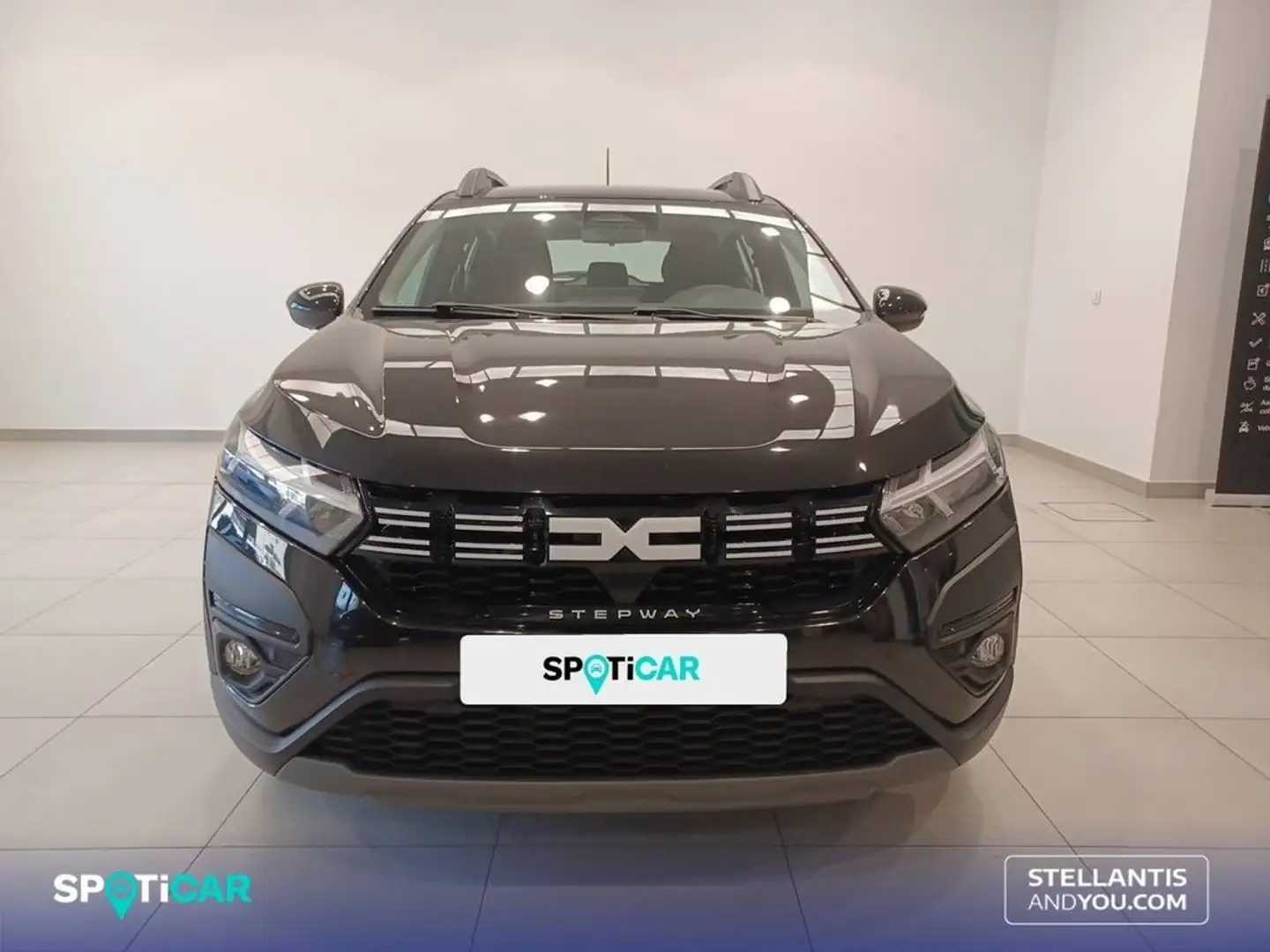 Dacia Sandero Stepway TCe Expresion 67kW Schwarz - 2