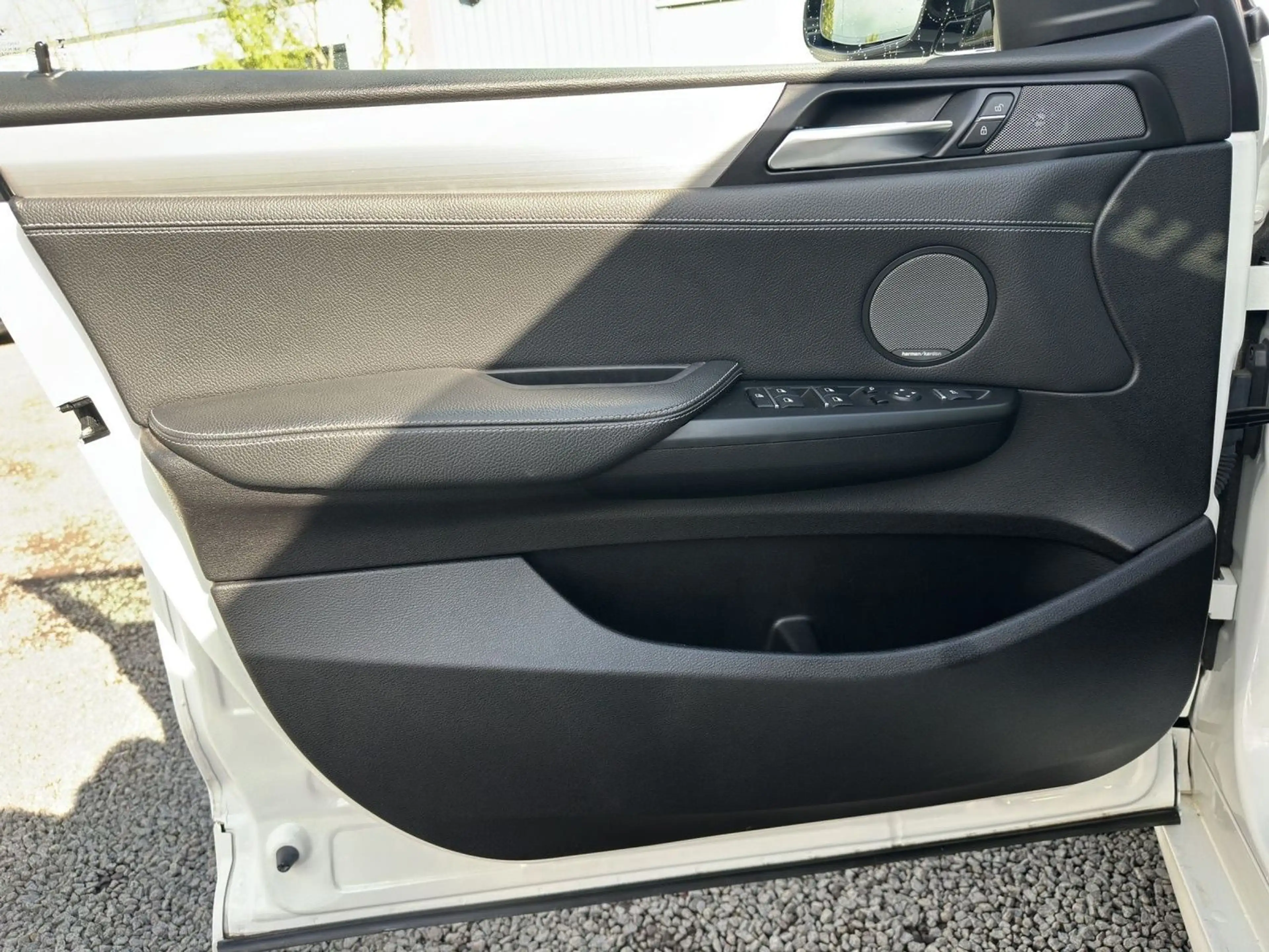 BMW X4 M40 i  Leder schwarz  Innovations-Paket  LED — photo 12