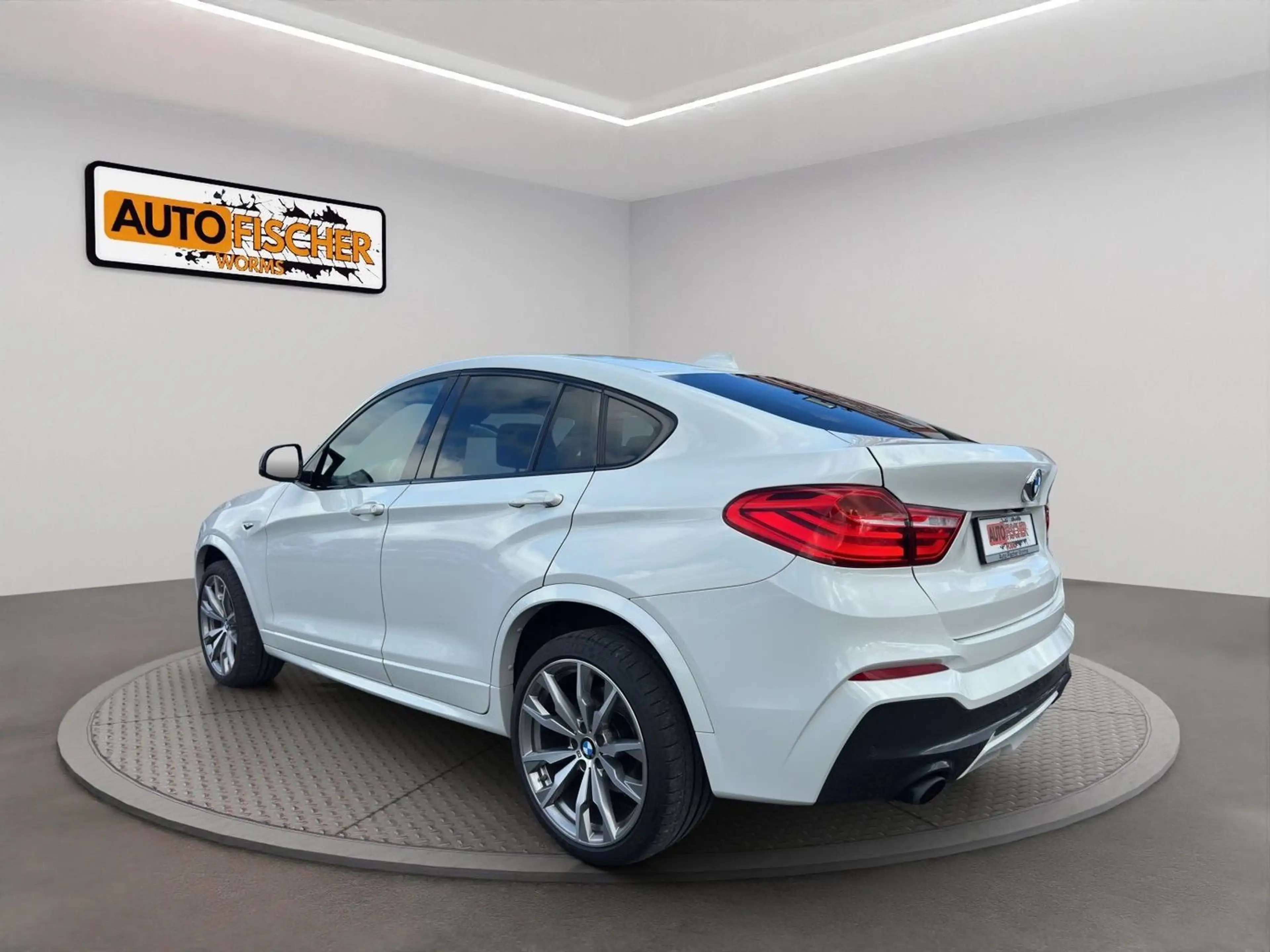 BMW X4 M40 i  Leder schwarz  Innovations-Paket  LED — photo 5