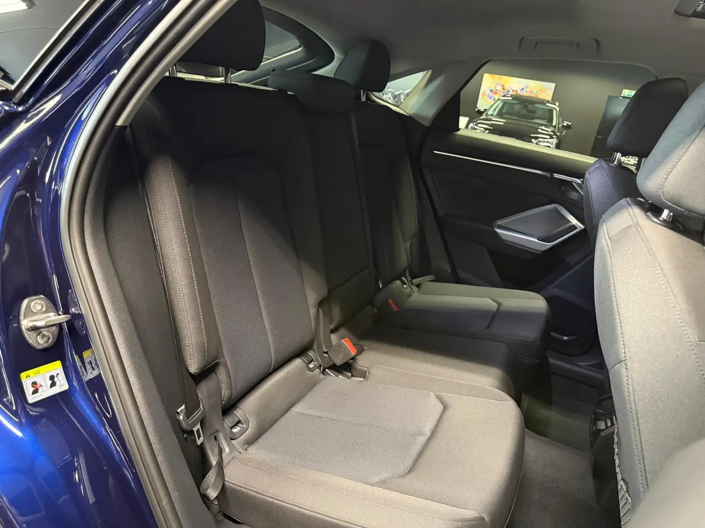 Audi Q3 Sportback 45 TFSI e S-Line 245PK|Pano|Trekhaak|Key Blau - 2