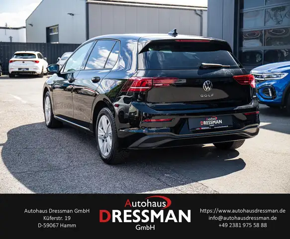 Volkswagen Golf view 6