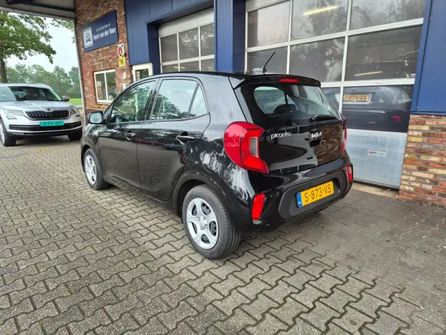 Kia Picanto view 6
