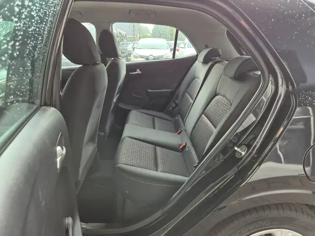 Kia Picanto view 12