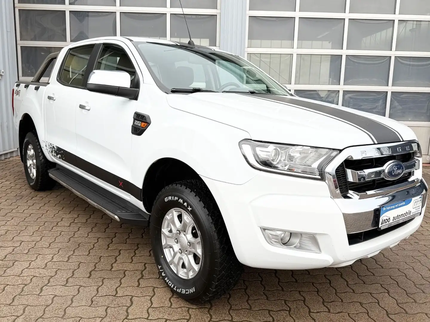 Ford Ranger 2.2 XLT Doppelkabine 4x4 Klima/AHK/EU6 Weiß - 1