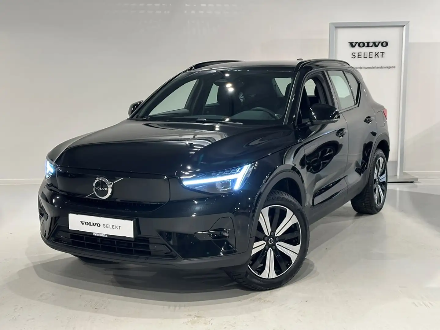 Volvo EX40 Recharge Plus Noir - 1