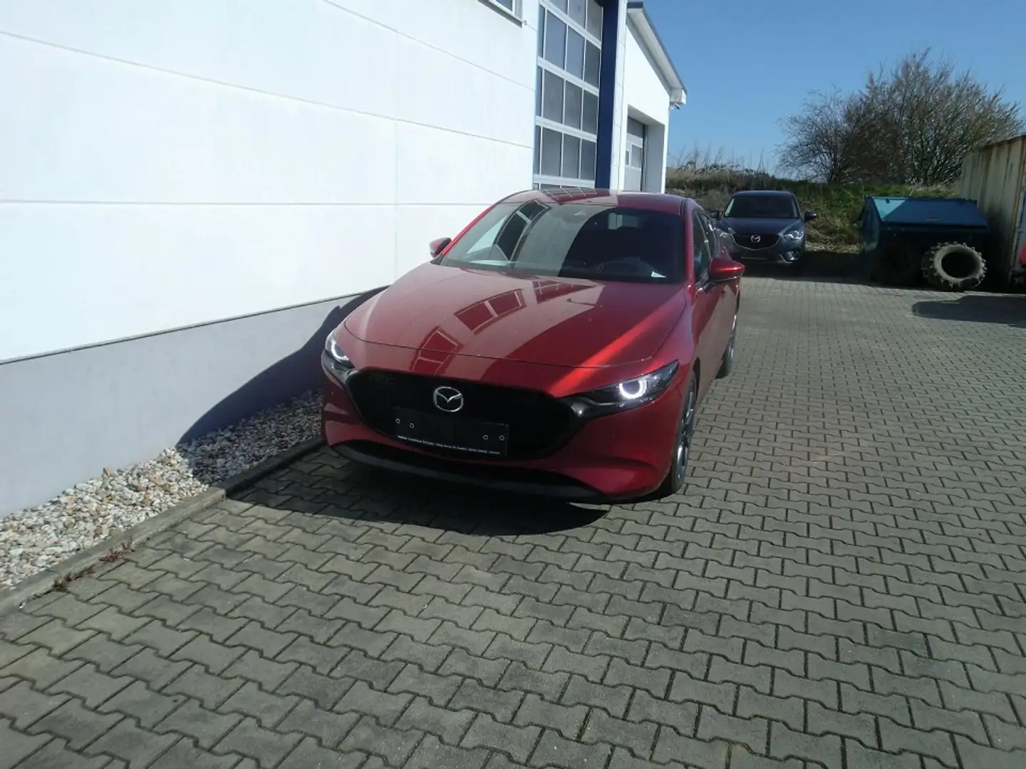 Mazda M3 SKYACTIV-X 2.0 M Hybrid Rot - 1