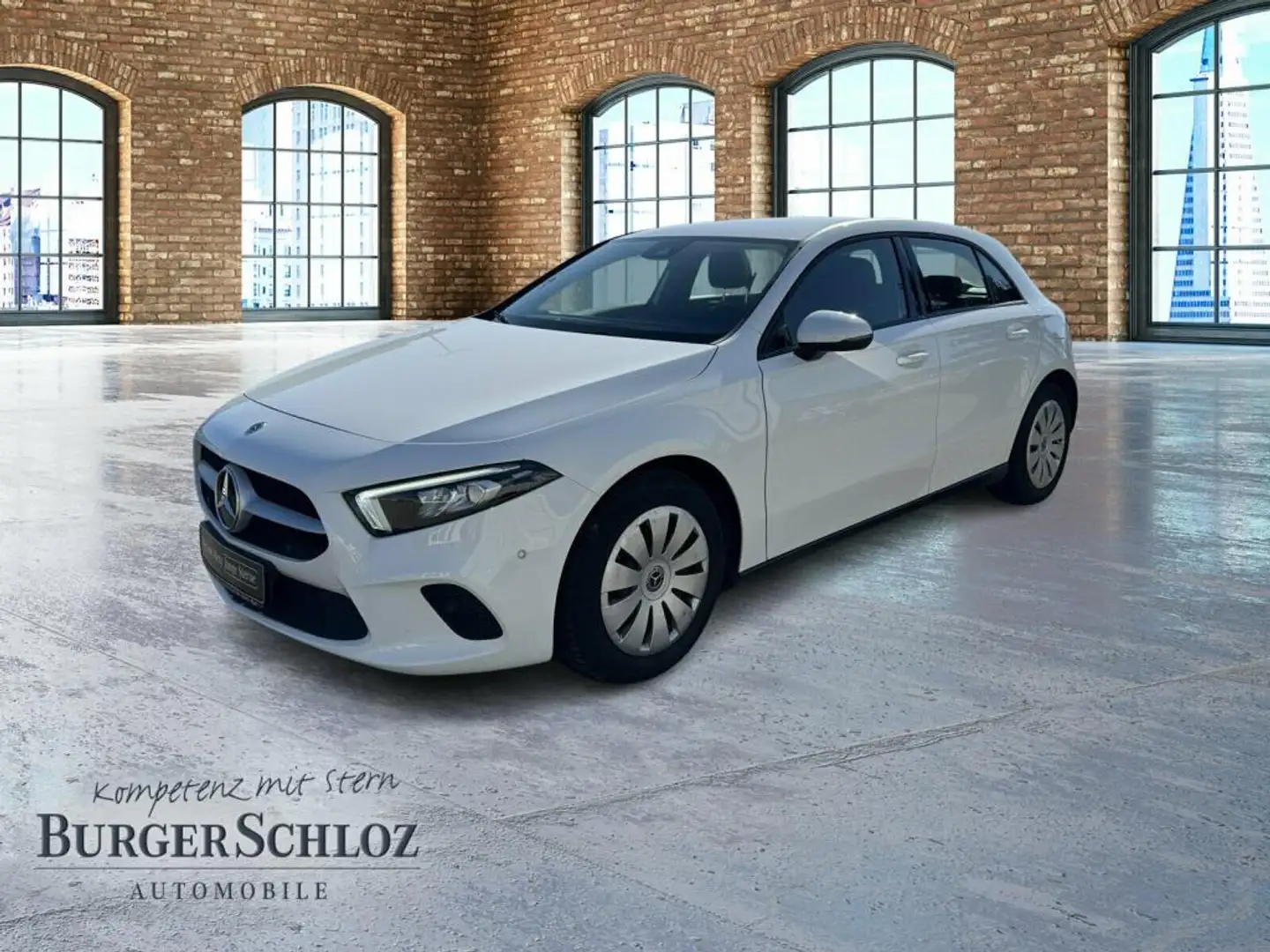 Mercedes-Benz A 180 PDC SpurH Navi KlimaA LED SHZ Weiß - 1
