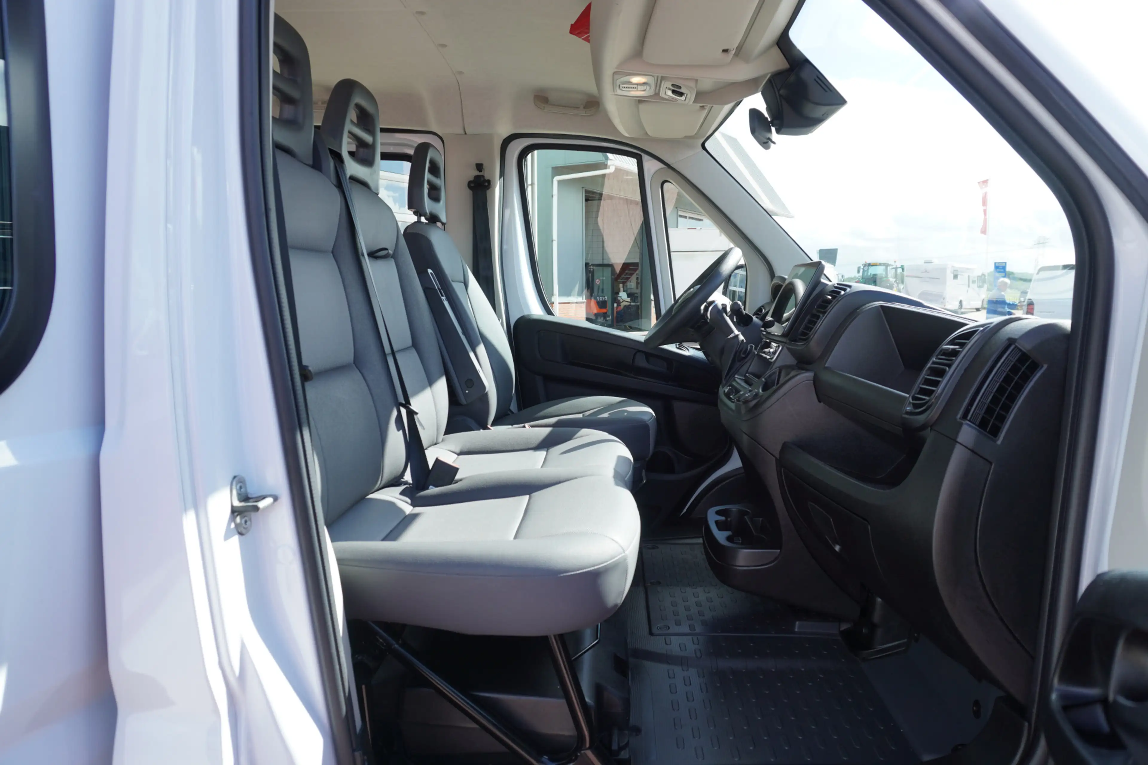Fiat Ducato 2.2 MultiJet 180PK S&S 3.5t Heavy Dubbelcabine Aut — photo 12