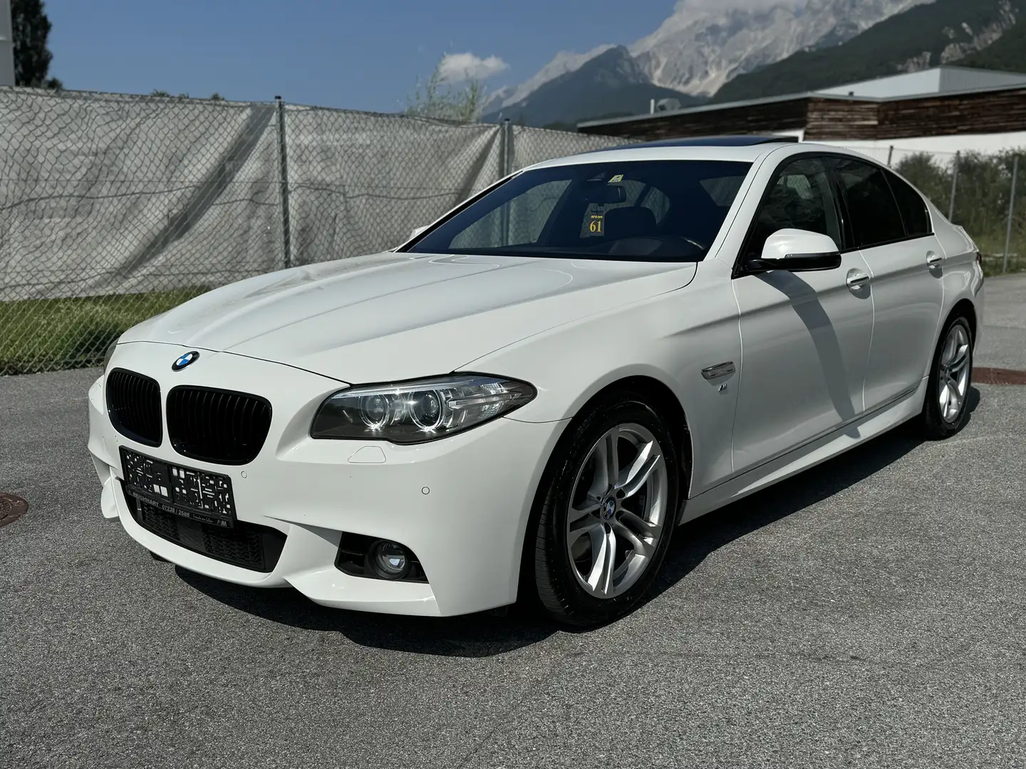 BMW 535 535d xDrive Österreich-Paket Aut. Weiß - 2