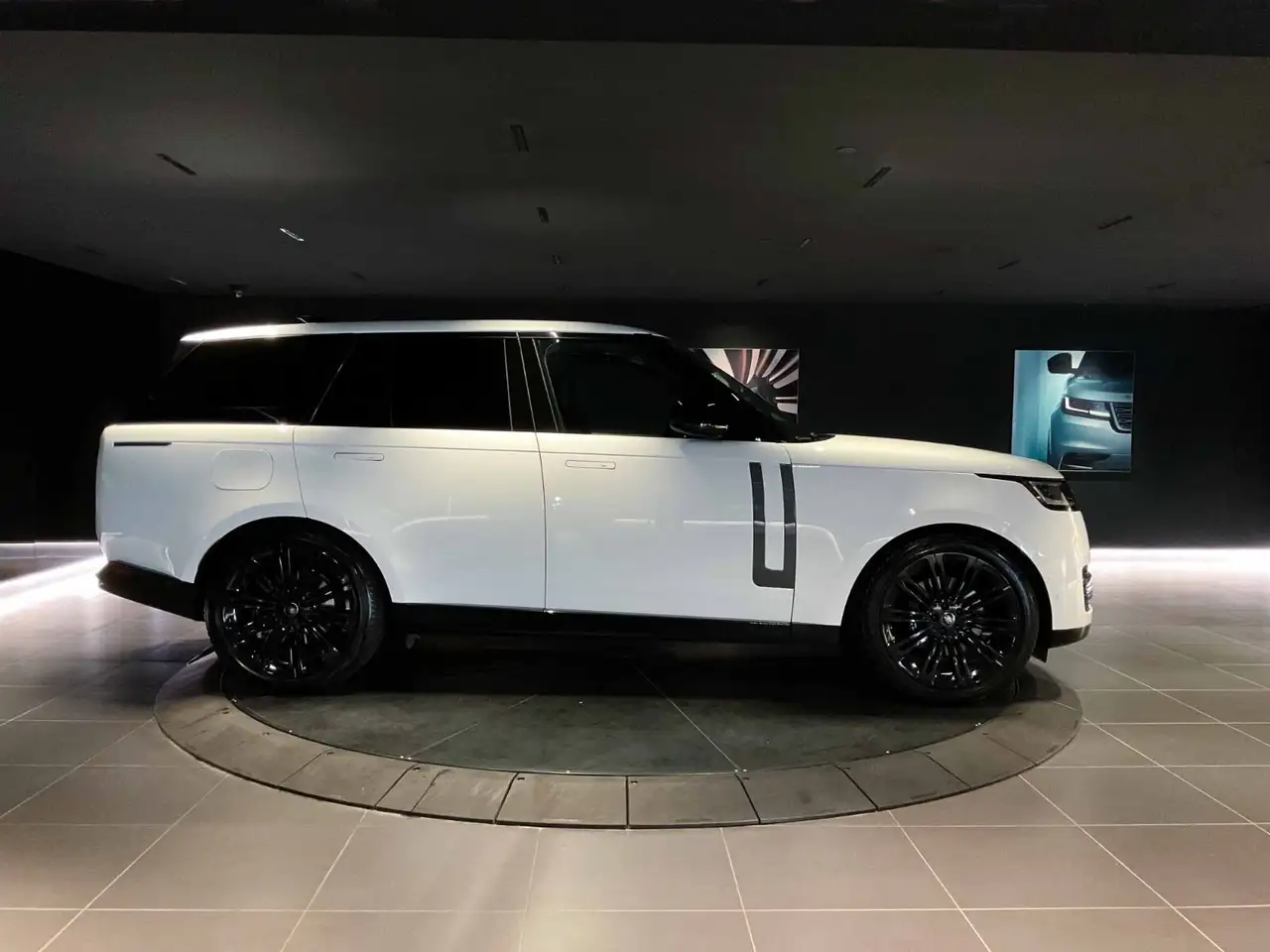 Land Rover Range Rover снимка Land Rover Range Rover