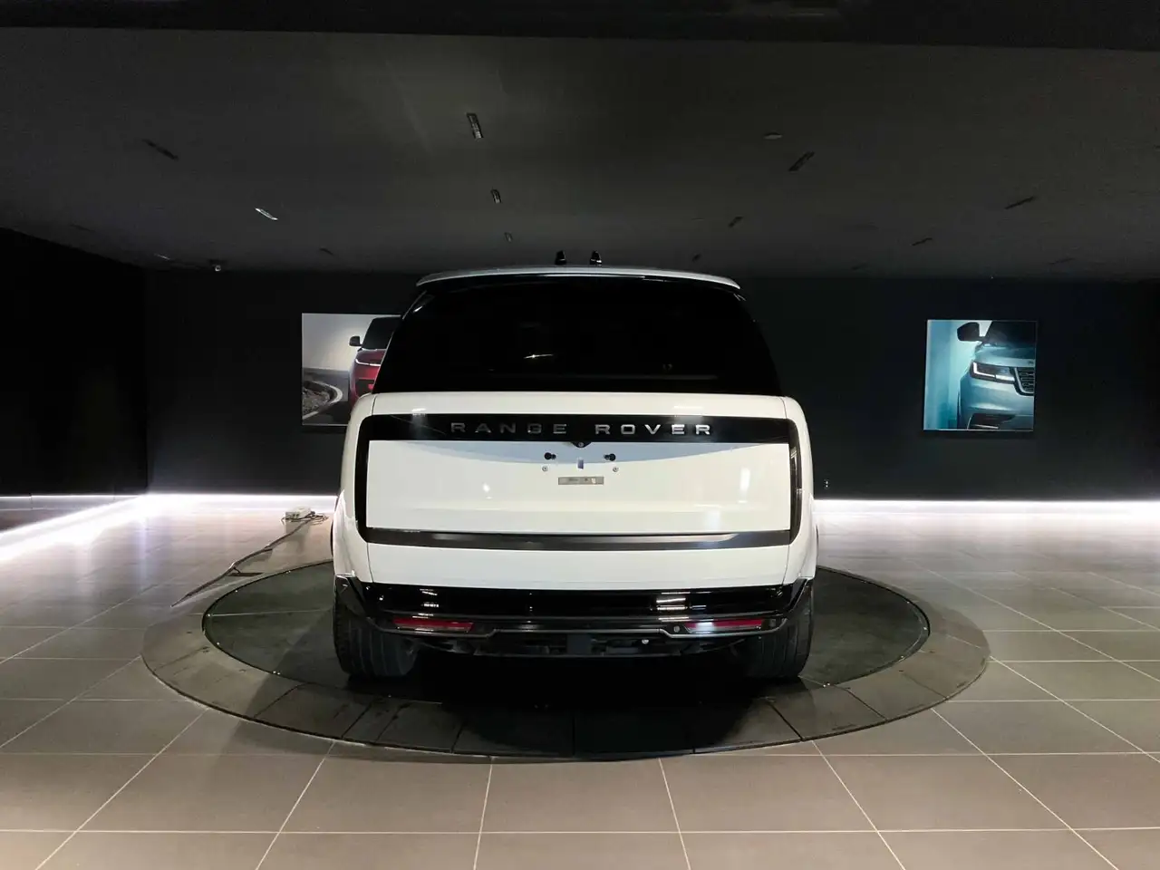 Land Rover Range Rover снимка Land Rover Range Rover