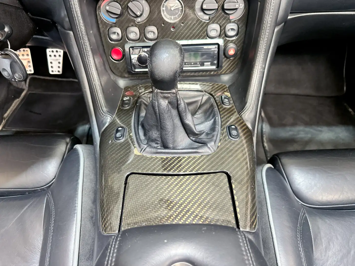 Aston Martin DB7 Volante V12 5.9 420ch BVM5 - 2