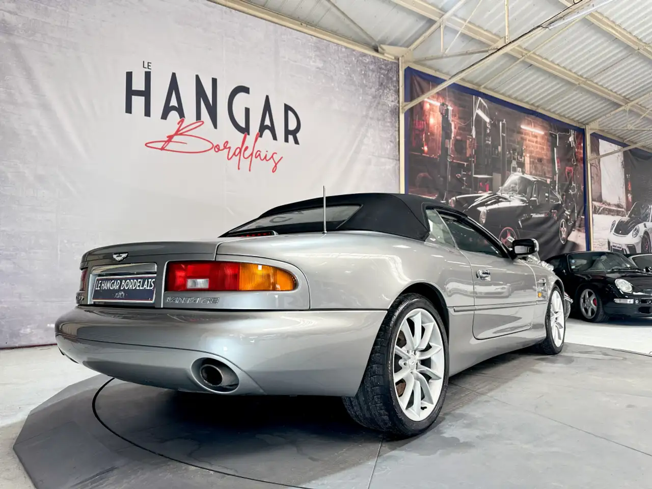 Aston Martin DB7 Volante V12 5.9 420ch BVM5, foto 10