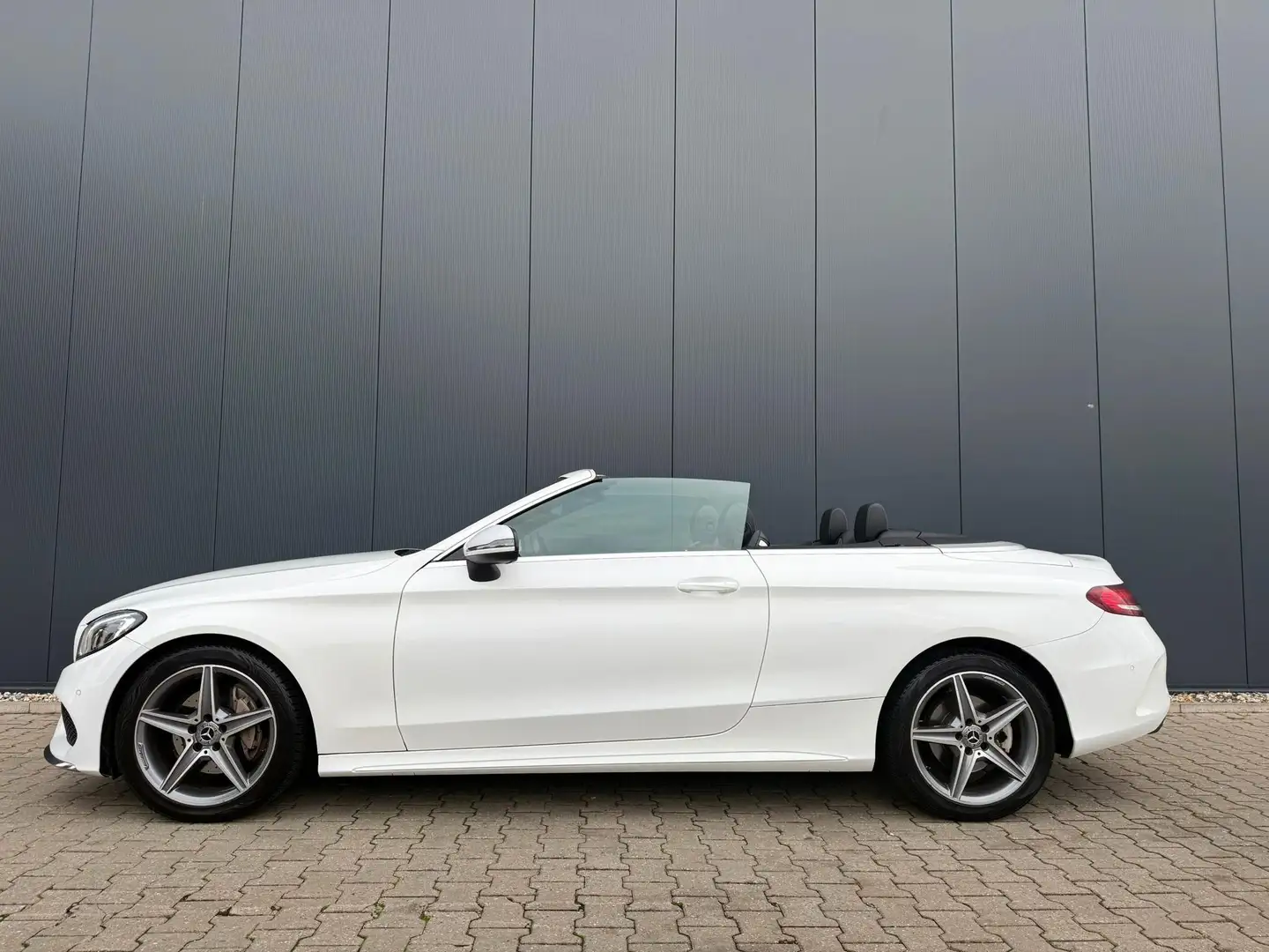 Mercedes-Benz C 200 Cabrio Edition 1 Blanc - 2