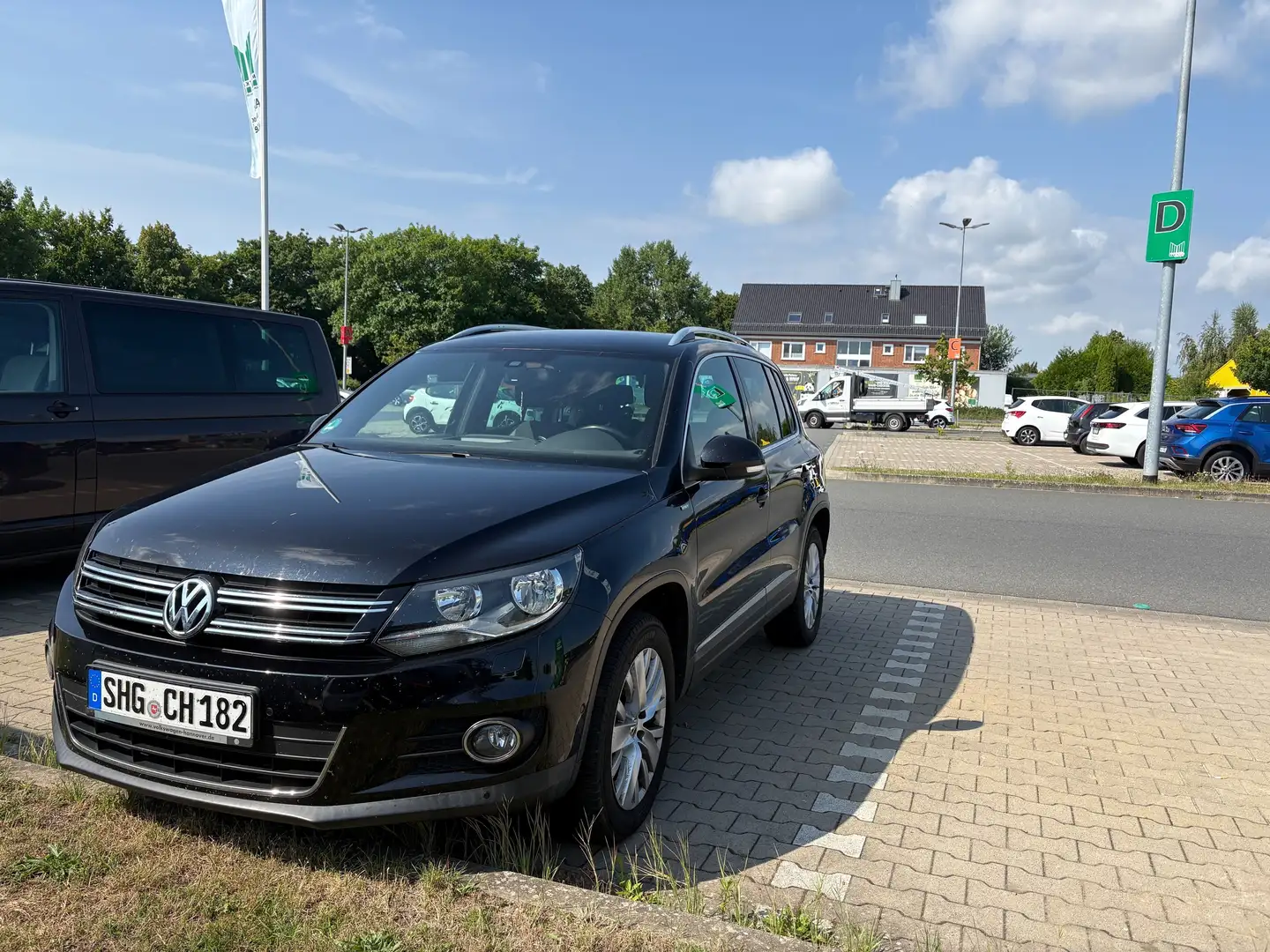 Volkswagen Tiguan Tiguan Diesel 2.0 TDI DPF BlueMotion Technology Li Schwarz - 2