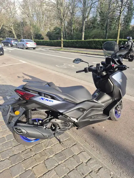 Yamaha X-Max 125 - foto 2