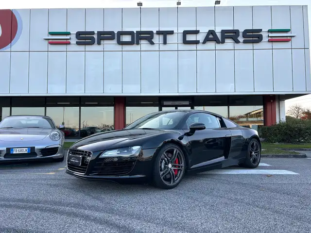 Audi R8 R8 Coupe 4.2 V8 quattro r-tronic