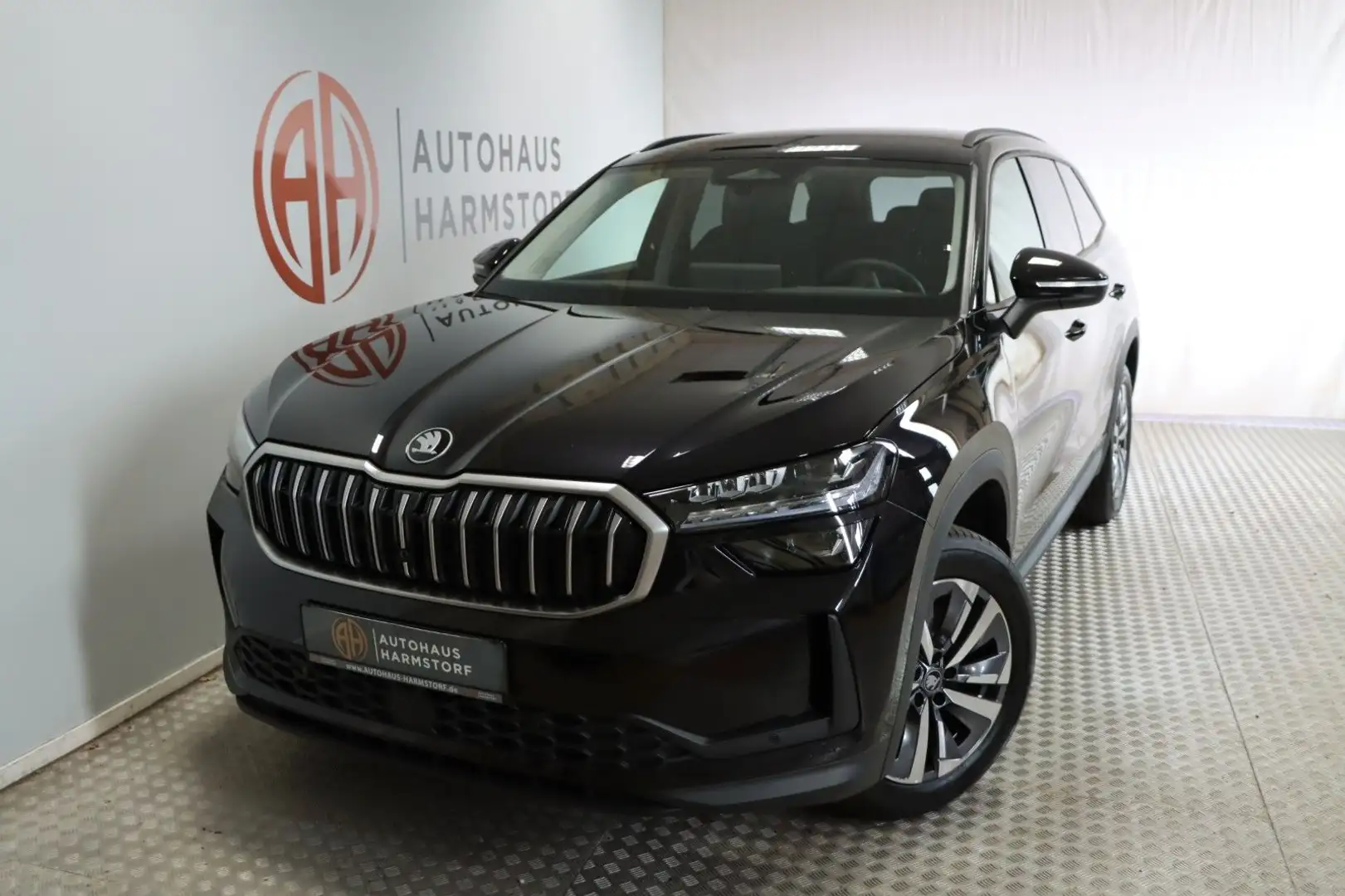 Skoda Kodiaq 1.5 TSI 7-Sitze Matrix Navi AHK Zwart - 1