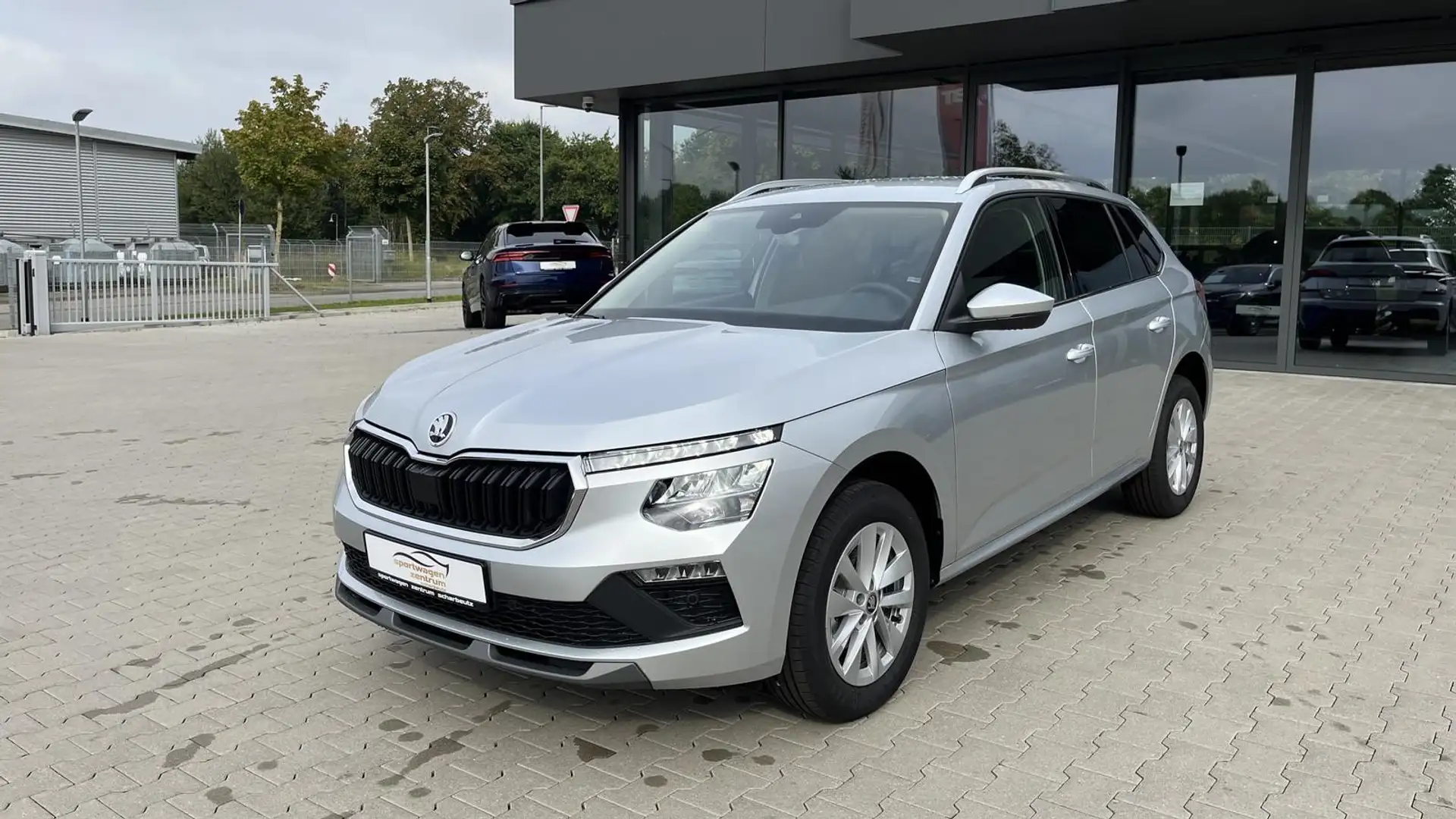 Skoda Kamiq Selection Automatik Silber - 1