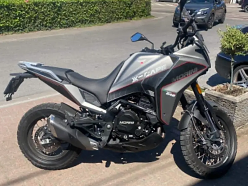Moto Morini X-Cape