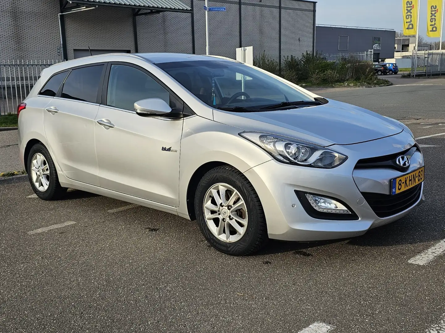 Hyundai i30 1.6 GDI i-Vision Grijs - 2