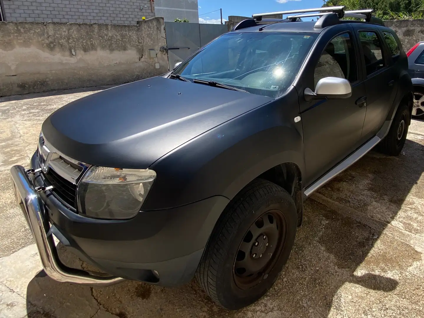 Dacia Duster Duster 1.6 Laureate 4x4 110cv Negro - 2