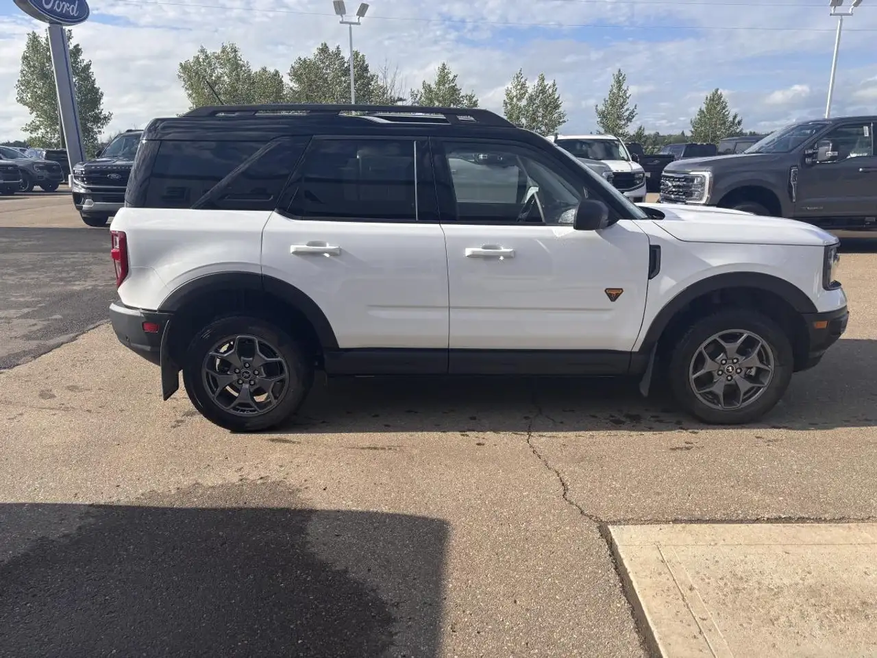 Ford Bronco Sport photo Ford Bronco Sport