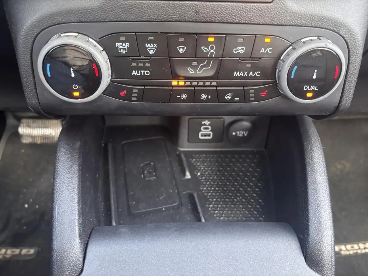 Ford Bronco Sport photo Ford Bronco Sport