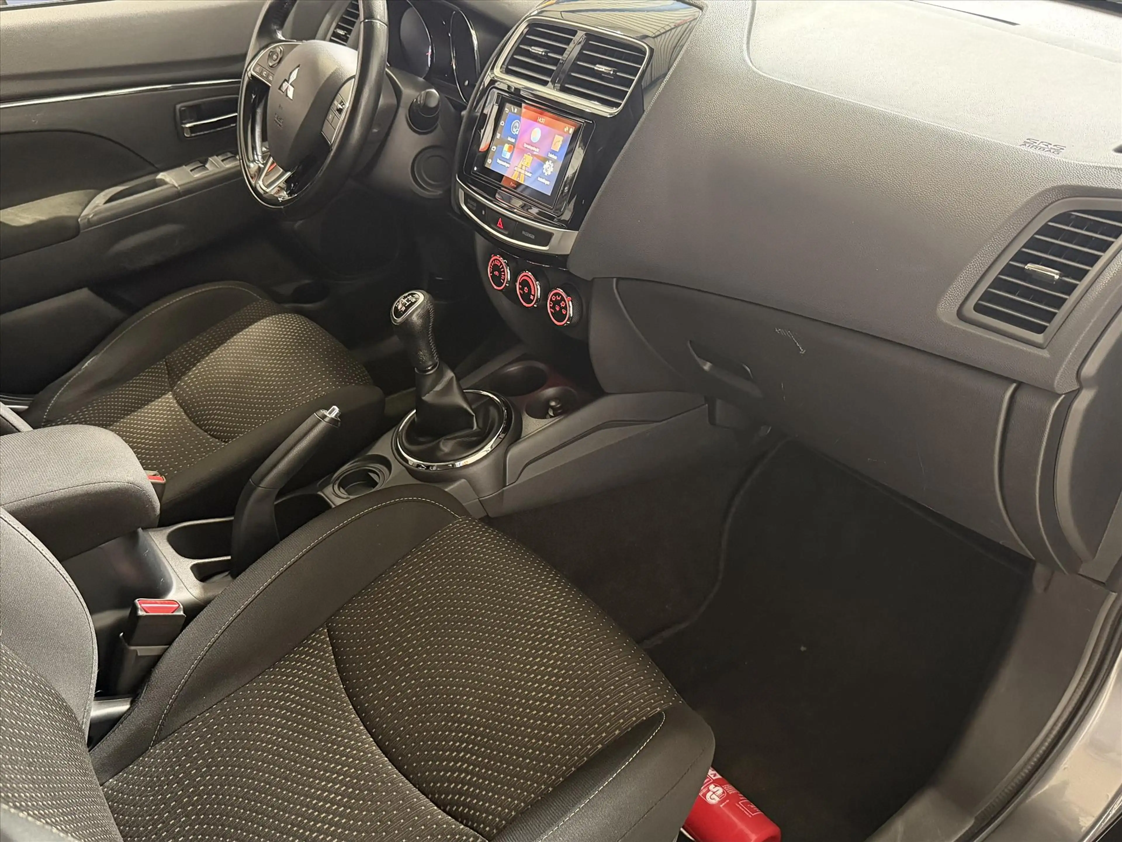 Mitsubishi ASX 1.6 117pk ClearTec met AS&G Intro Edition — photo 3