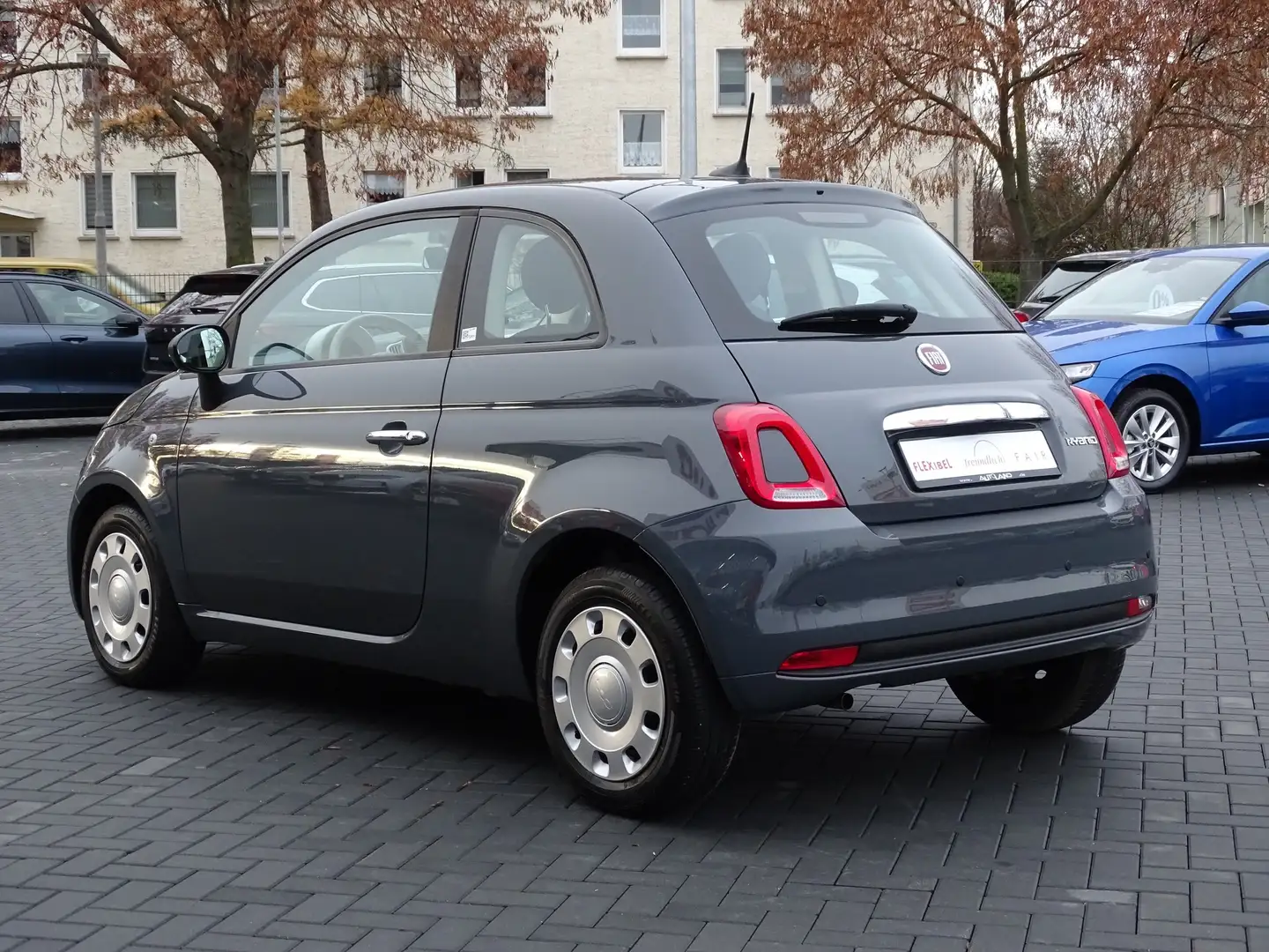Fiat 500 1.0 M-Hybrid Cult DAB PDC Klima Bluetooth Сірий - 2