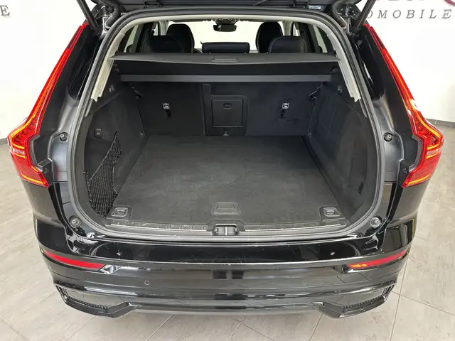 Volvo XC60 view 8