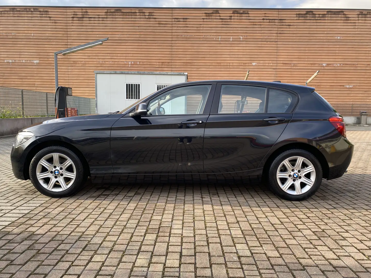 BMW 120 120d 5p Unique - 2