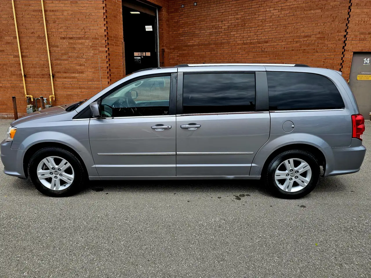 Dodge Grand Caravan снимка Dodge Grand Caravan