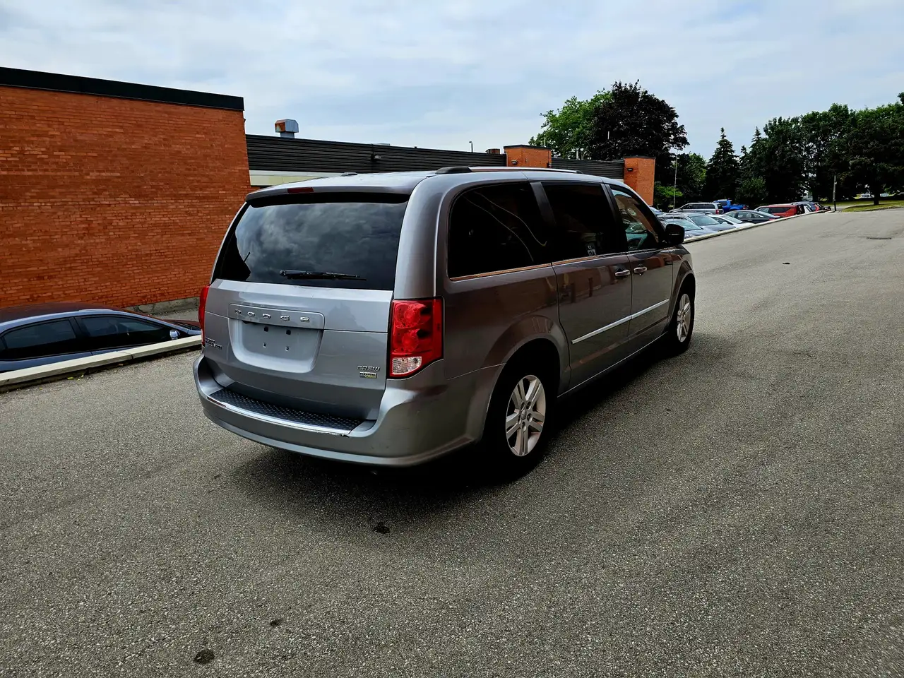 Dodge Grand Caravan снимка Dodge Grand Caravan
