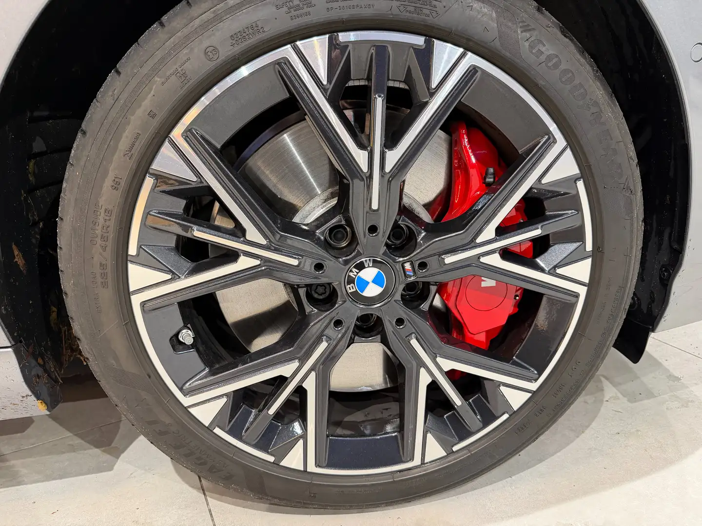 BMW 220 Gran Coupé 220iA OPF Grijs - 2