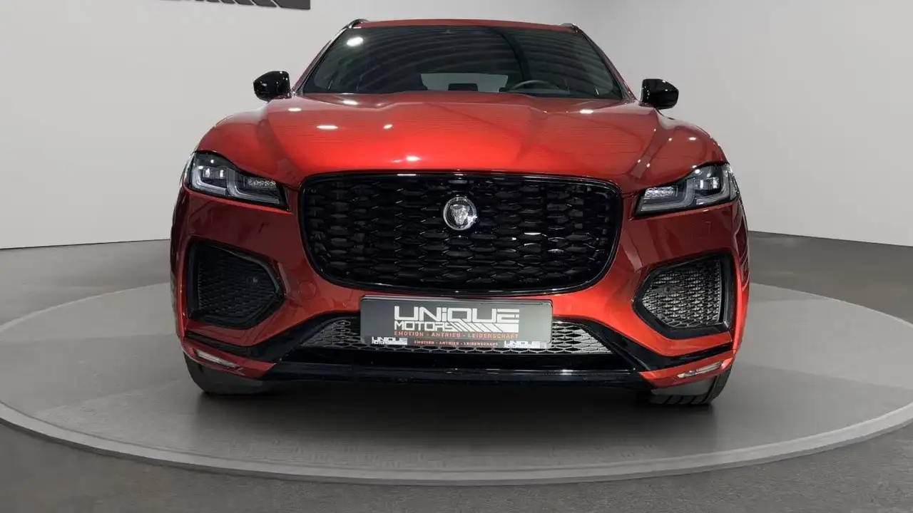 Jaguar F-Pace
