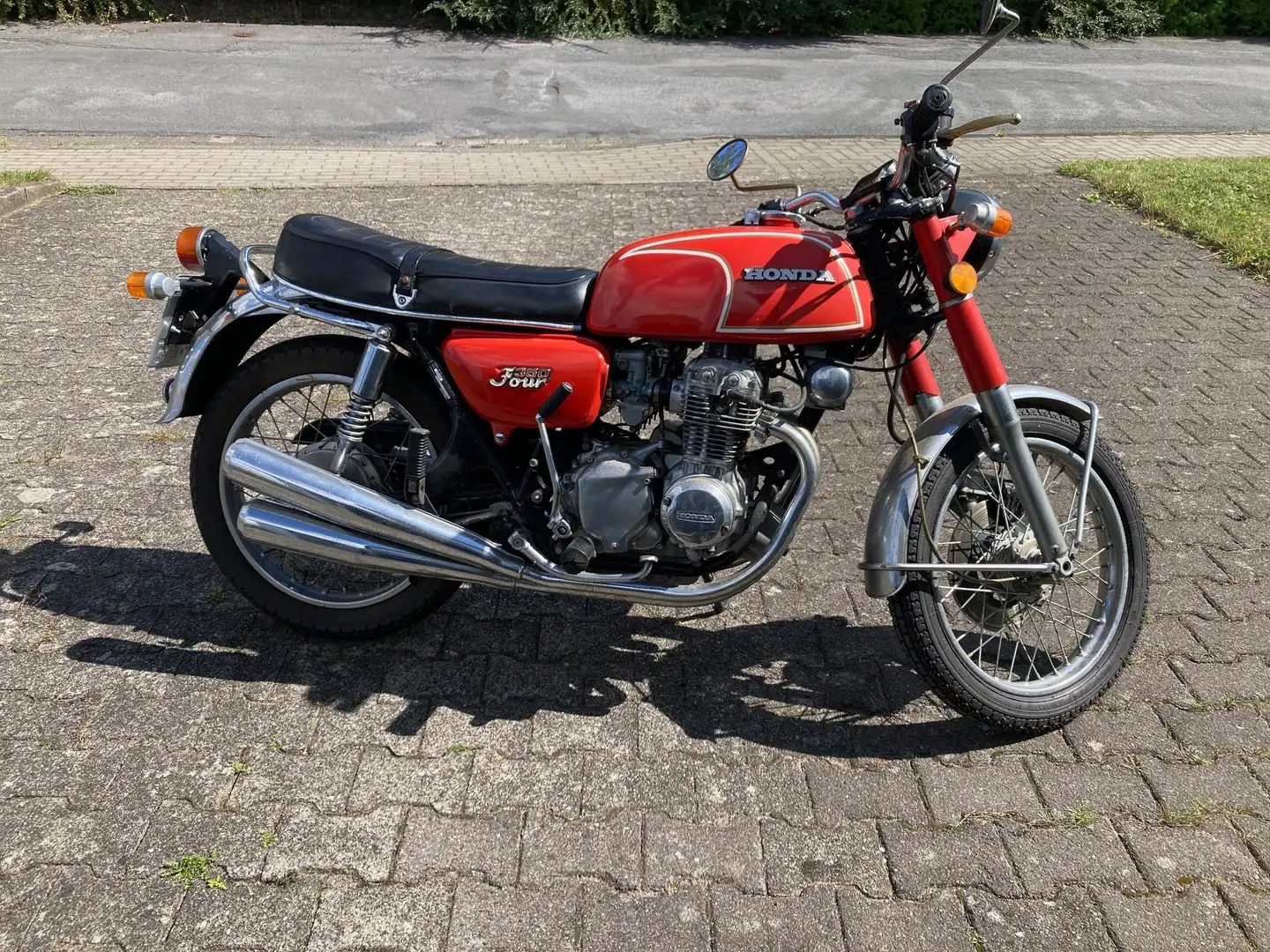 Honda CB 350 Four Piros - 1