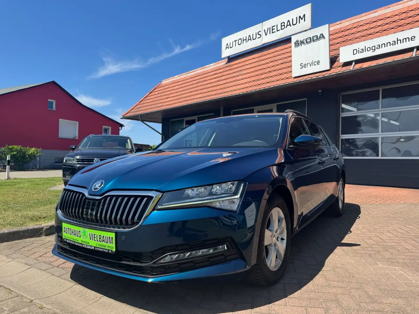 Skoda Superb Combi Style 2,0 TDI DSG 110kw/AHK-LED-Nav Blau - 1