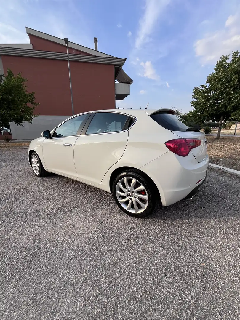 Alfa Romeo Giulietta 1.6 jtdm Exclusive E5+ - 2
