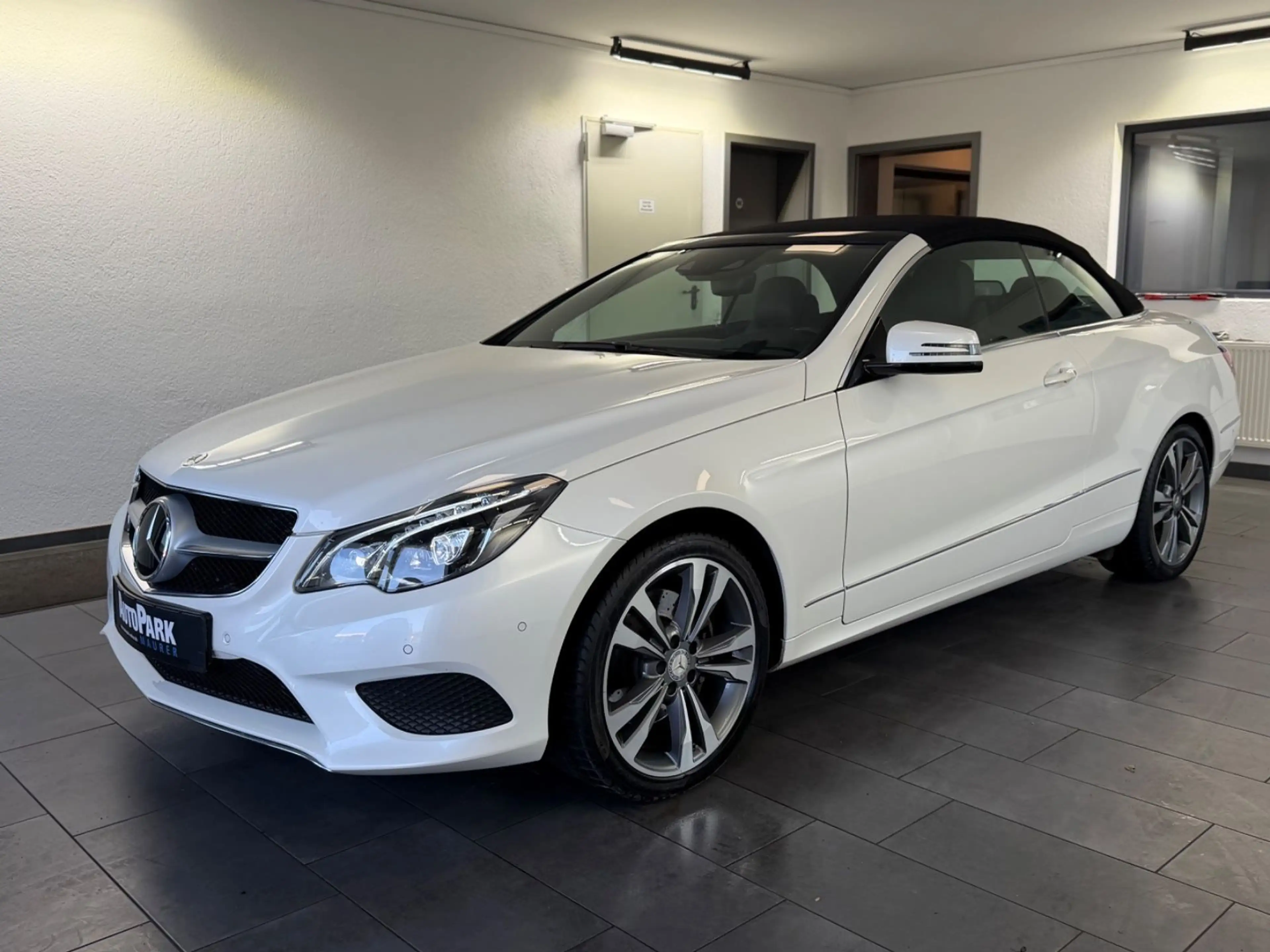 Mercedes-Benz E 350 d Cabrio | DISTRONIC | AIRSCARF | AHK — photo 2