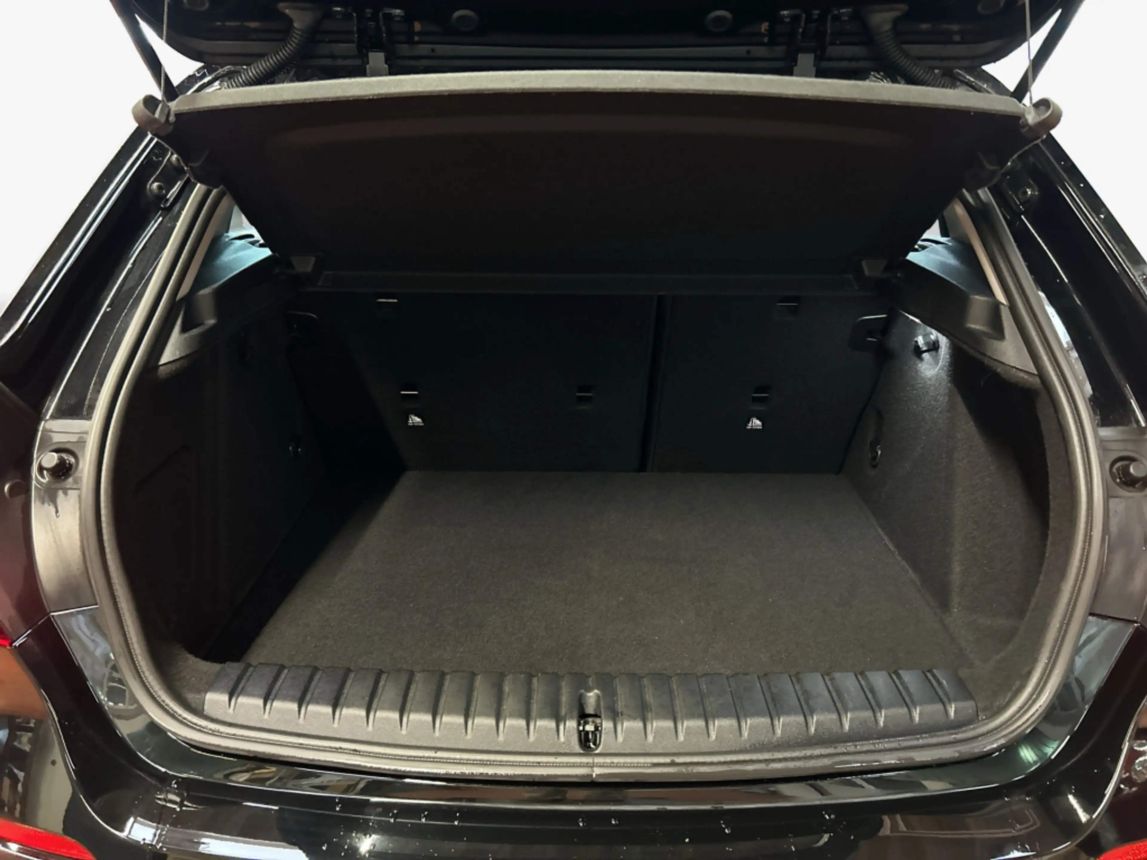 BMW 116 i Advantage *PDC* — photo 10