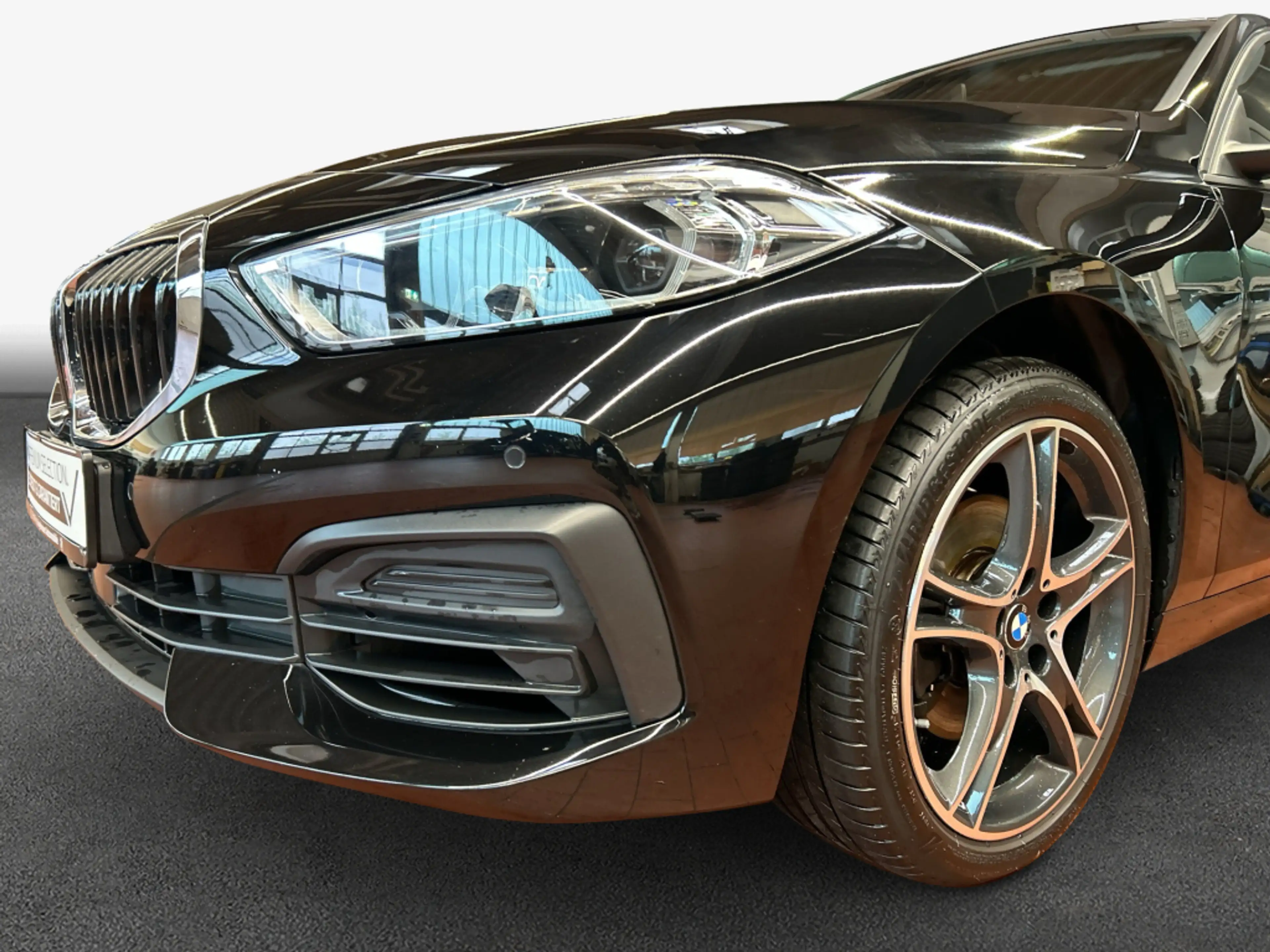BMW 116 i Advantage *PDC* — photo 7