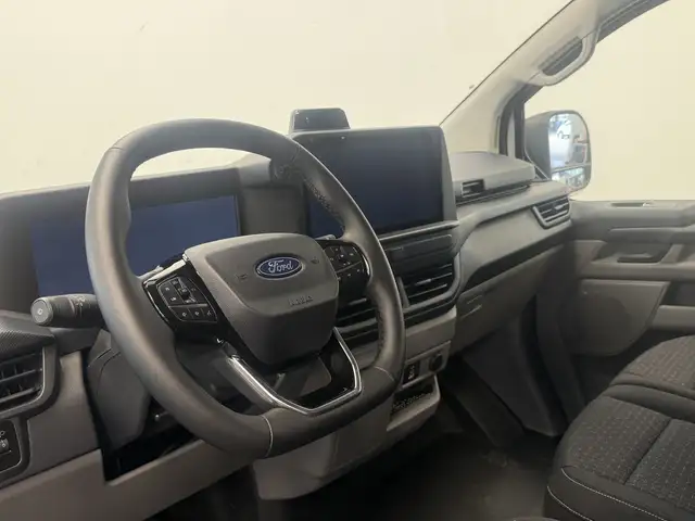 Ford E-Transit view 5
