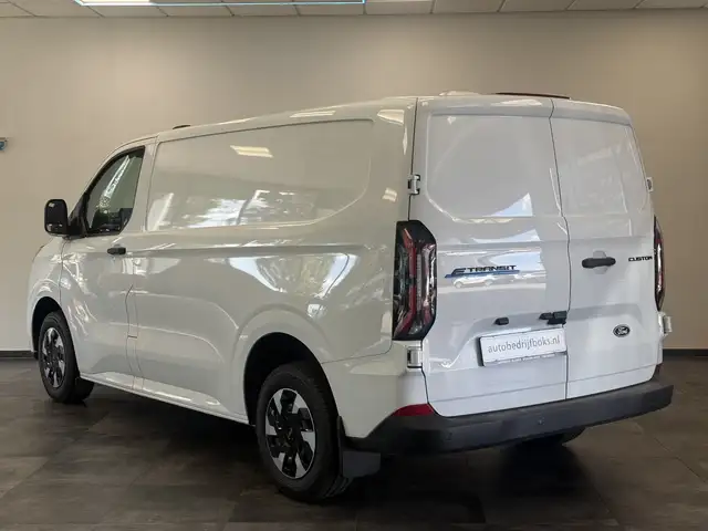 Ford E-Transit view 3