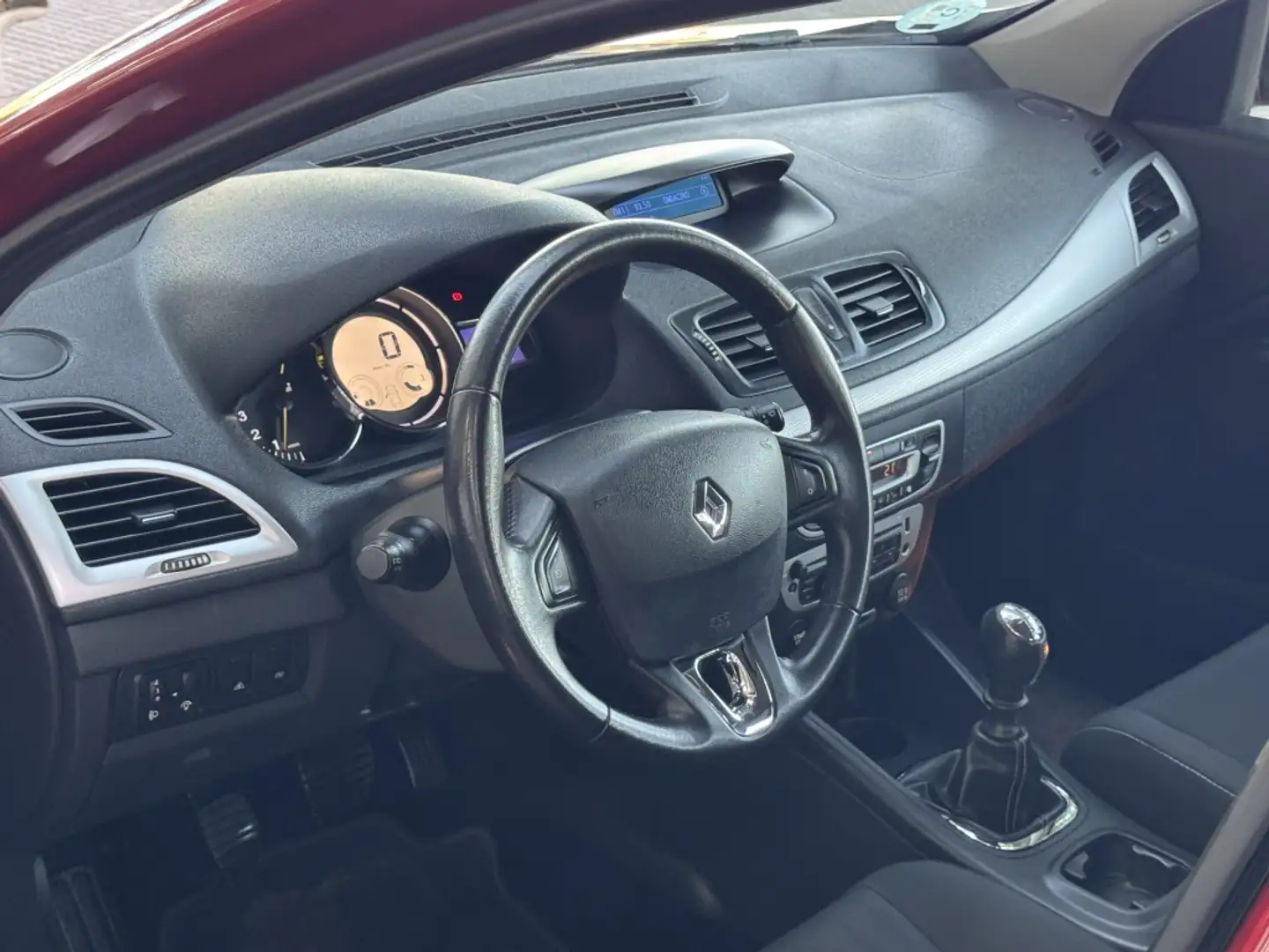 Renault Megane 1.2 TCE Energy Dynamique S&S Violett - 2