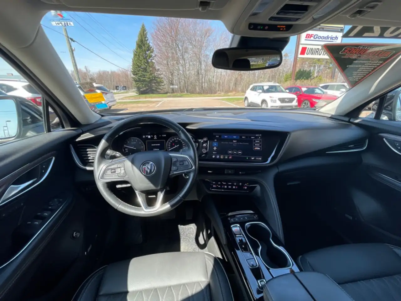 Buick Envision снимка Buick Envision