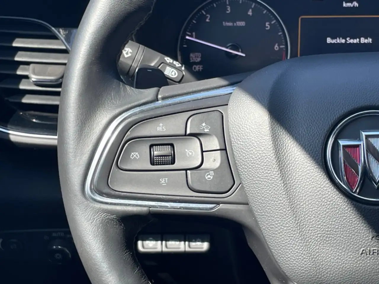 Buick Envision снимка Buick Envision